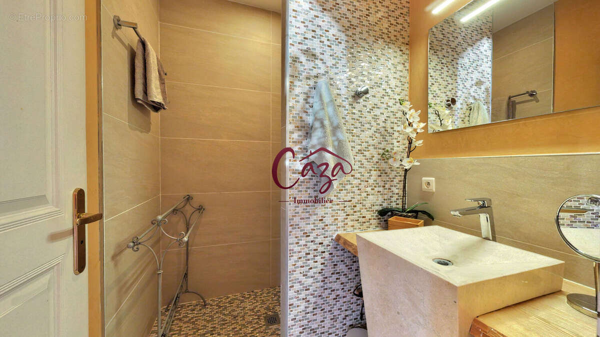 Maison à SALLEBOEUF