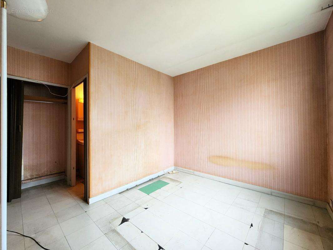 Appartement à CHENOVE