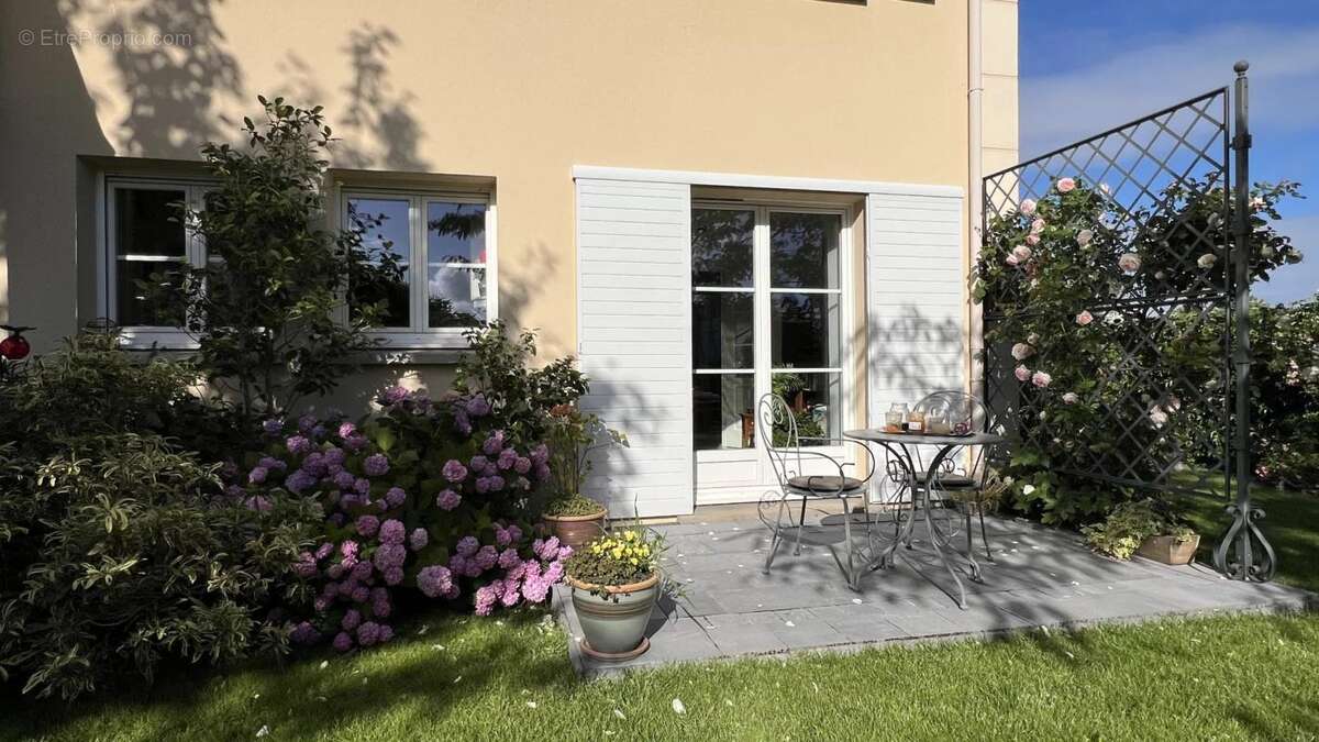 Maison à VILLEPREUX