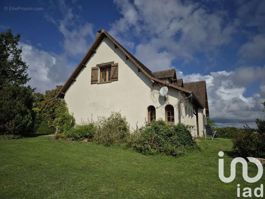 Photo 2 - Maison à PONT-SUR-YONNE