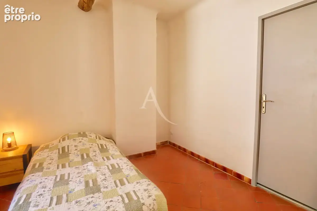 Appartement type 5 de 134.56 m2 place de parking et caves - photo 8
