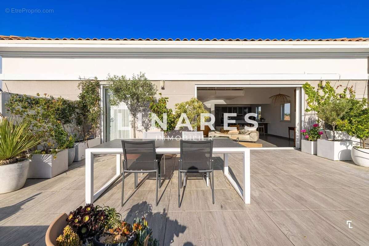 Appartement à MARSEILLE-12E