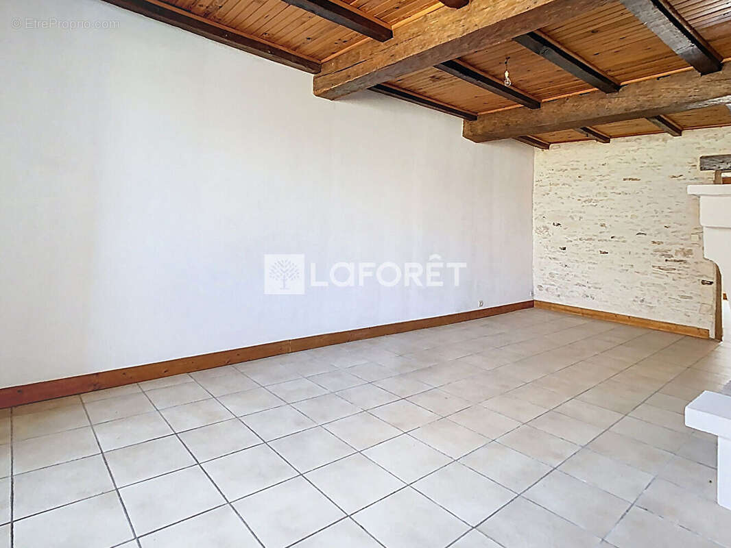 Maison à RICHEBOURG