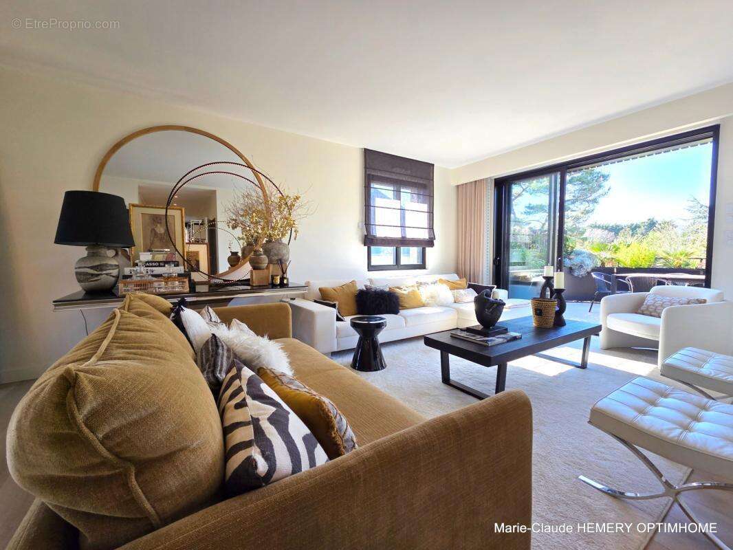Dinard, Thalassothérapie, belle Villa BBC de 202m² sur parcelle de 400 m² clôturée et paysagée. Rénovation récente de qualité - photo 5