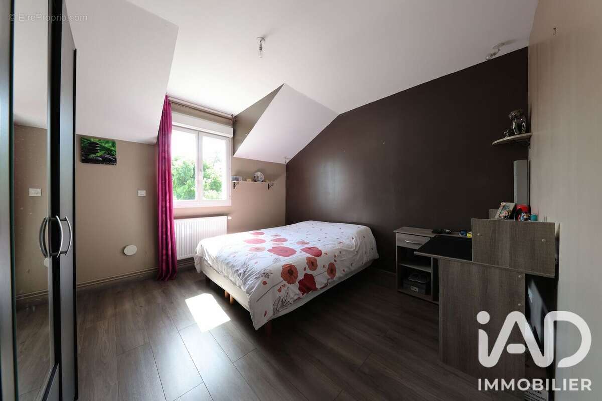 Maison 240 m² à Soisy-Sur-Seine  - photo 6