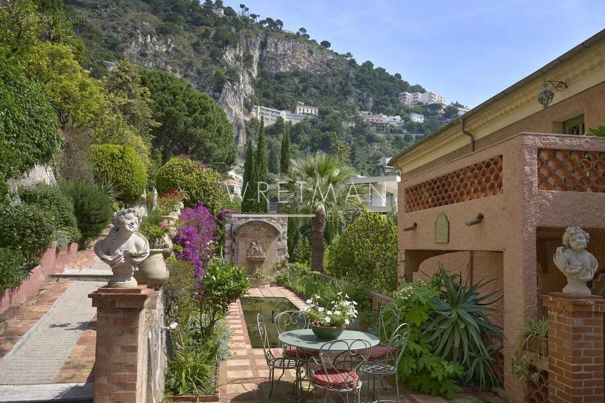 Appartement à VILLEFRANCHE-SUR-MER