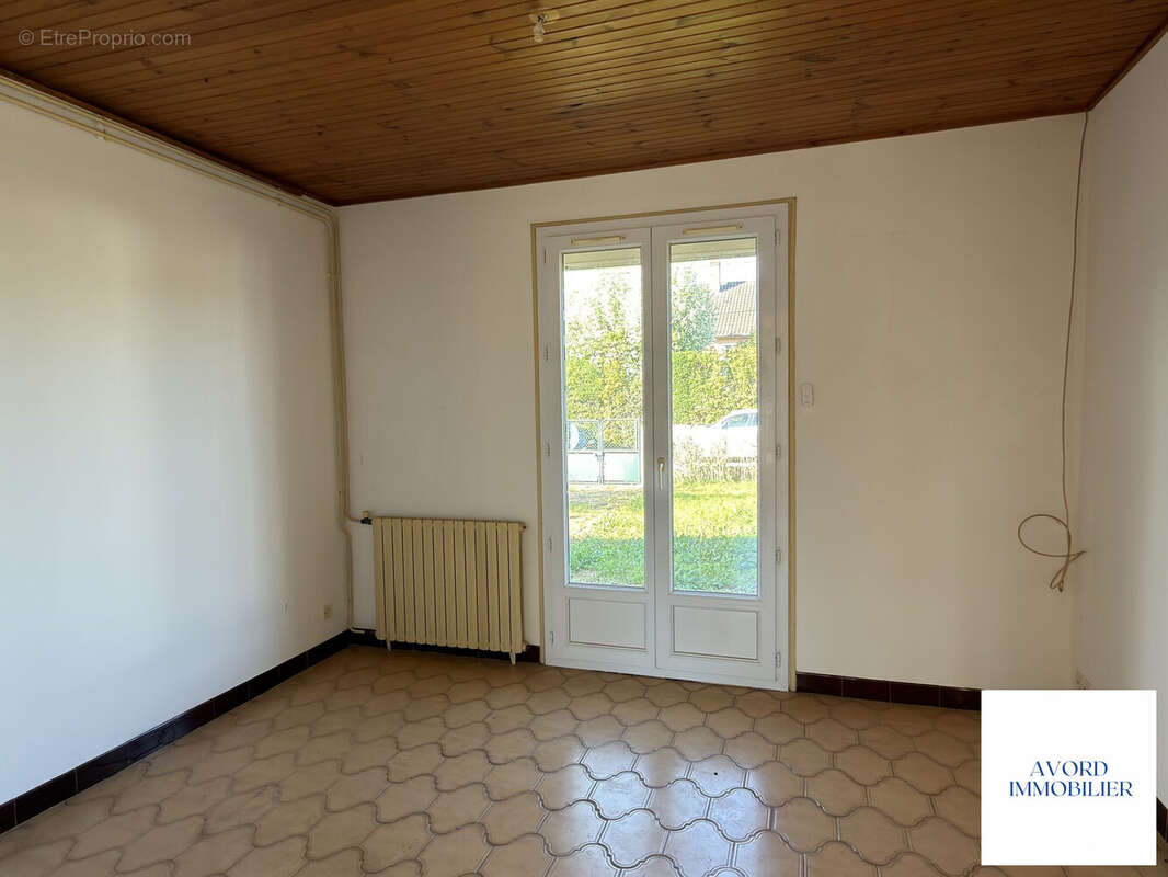 Maison à FARGES-EN-SEPTAINE