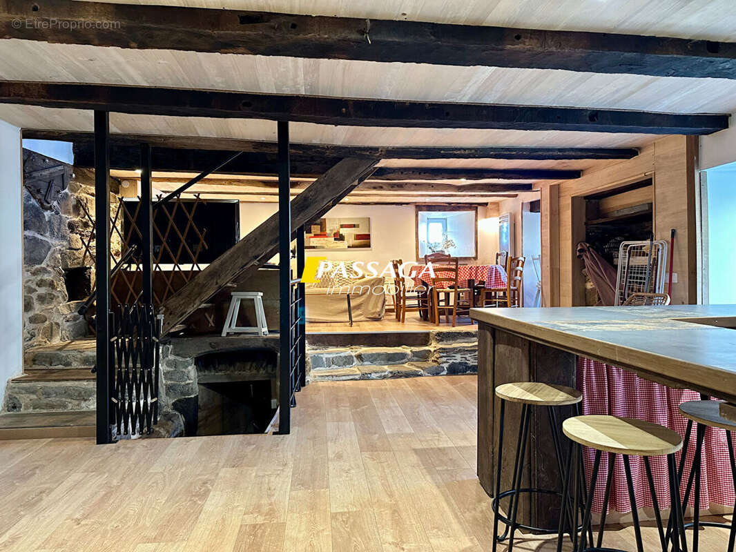 Maison à PRADES-D'AUBRAC