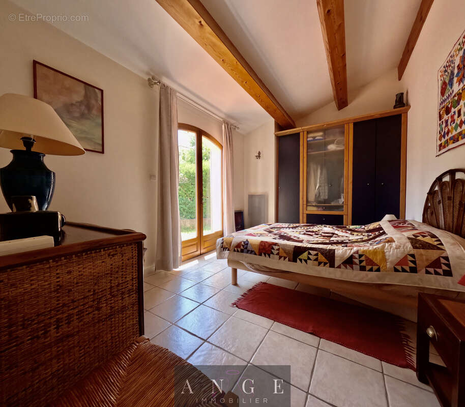 Maison à LA FARLEDE