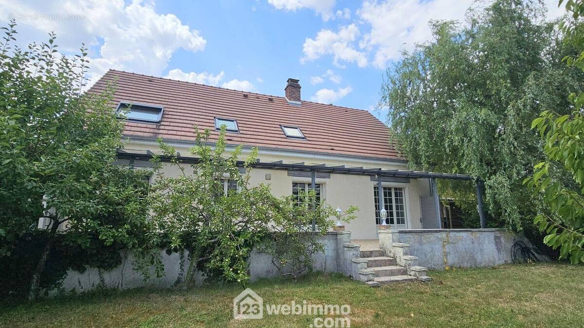 Une autre vue de la maison. - Maison à MOIGNY-SUR-ECOLE