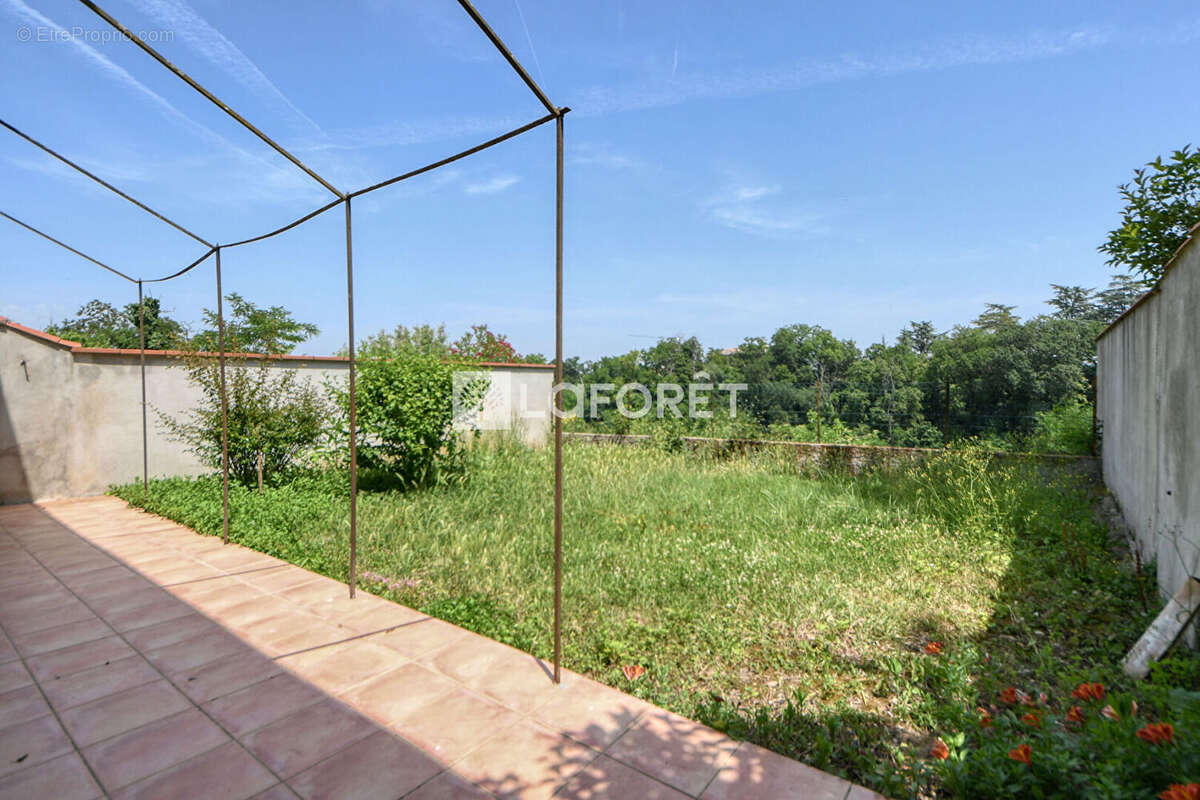 Maison à LISLE-SUR-TARN