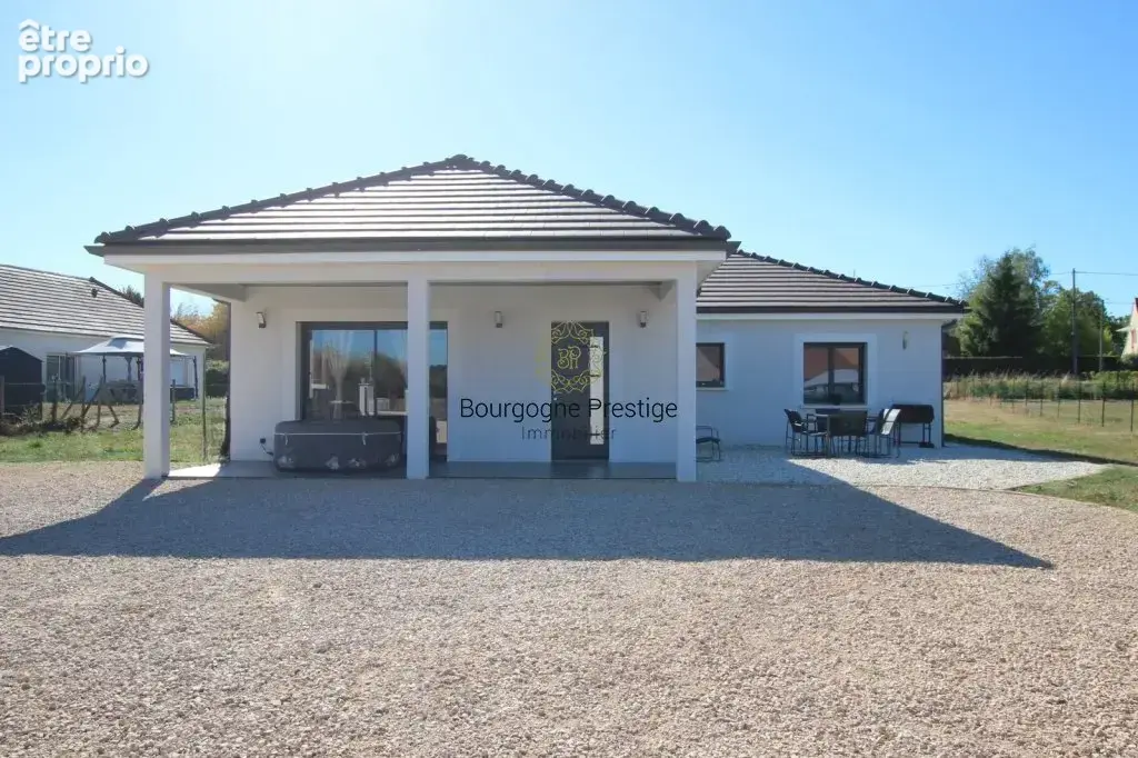 A 10 minutes a l'est de tournus, maison contemporaine de plain-pied 124 m² sur un terrain de 1913 m² - photo 2