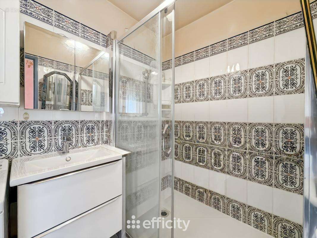 Appartement à CHENNEVIERES-SUR-MARNE