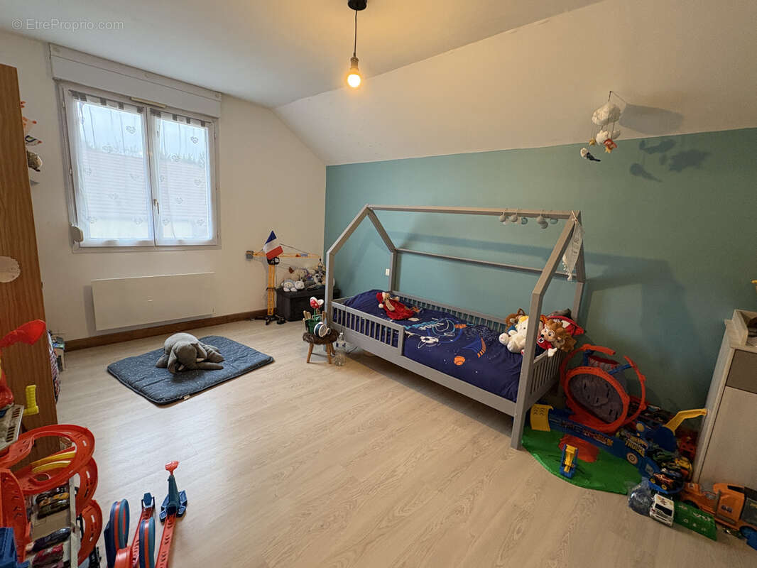 Maison à SAINT-PARRES-AUX-TERTRES