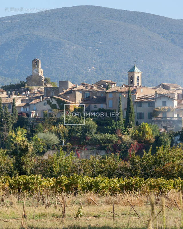 Appartement de caractere au coeur de lourmarin - place de l'ormeau - photo 15