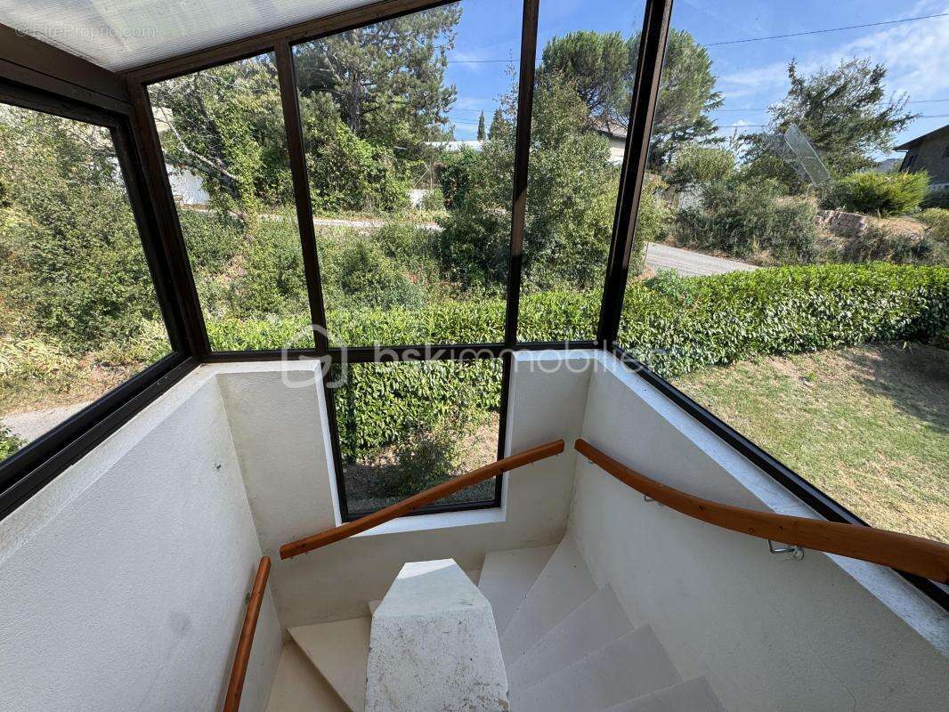 Maison 8 pièces 285 m² - photo 9