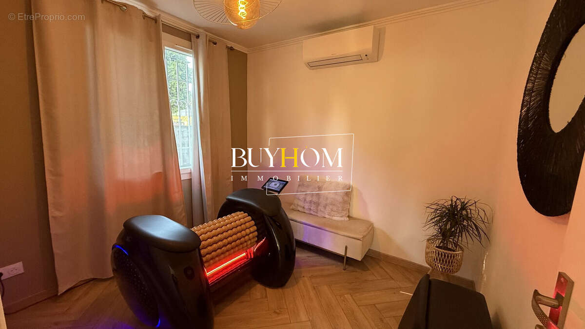 Commerce 74 m² à L'isle-Sur-La-Sorgue  - photo 9
