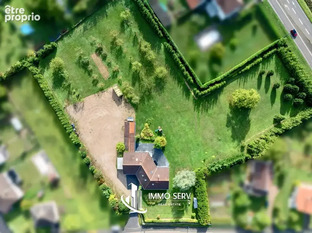 Maison à LOUVIGNY