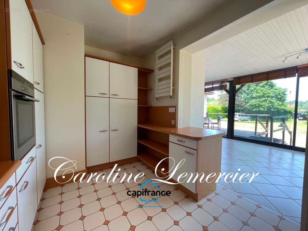 Maison à vendre 8 pièces proche de CONNERRE (72) LE LUART  MAISON DE 160 M² HAB., 5/6 chambres, terrain de 1800 m² - photo 7