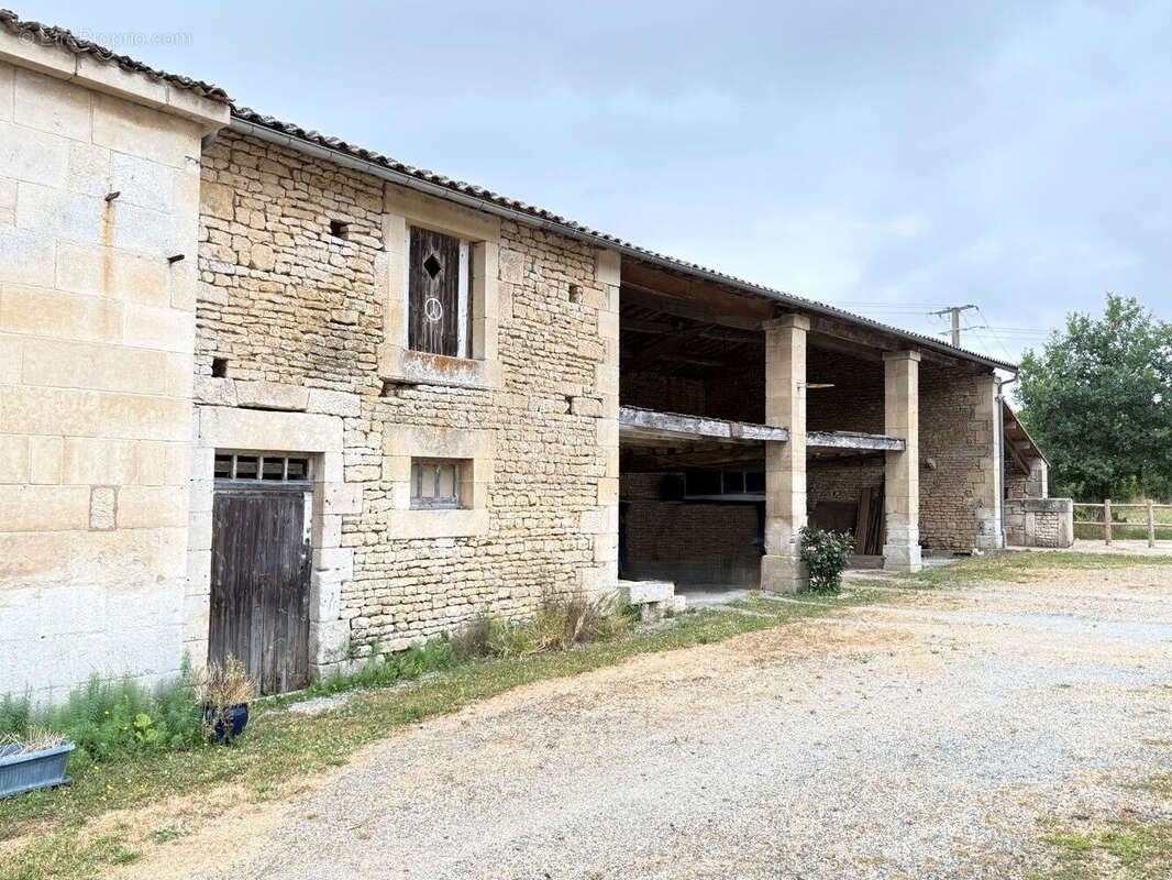 Photo 6 - Maison à ECHIRE