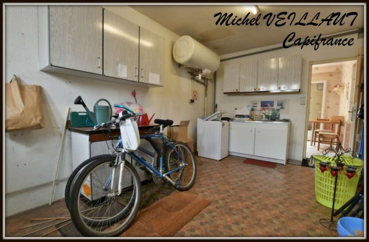 Maison à vendre 4 pièces MOULINS (03), garage, 2 chambres, patio - photo 9