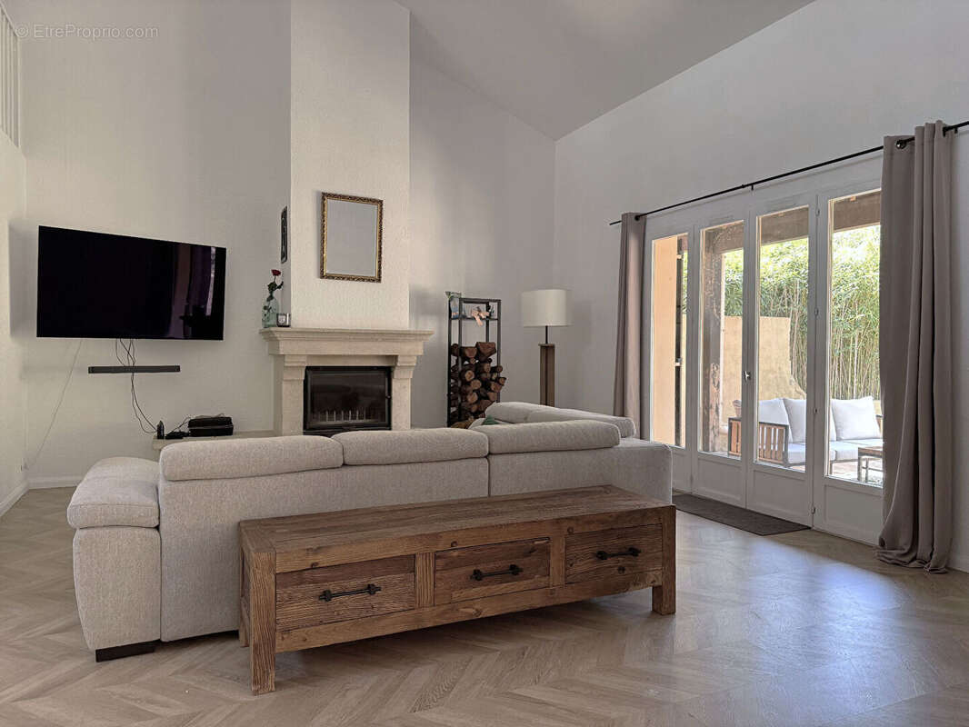 Maison à VILLENEUVE-LES-AVIGNON