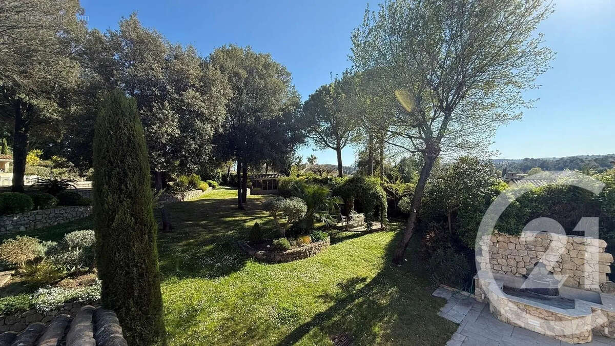 Maison à BIOT