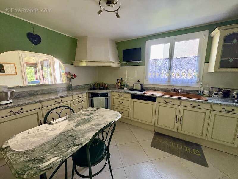 Maison à CHATEAUFORT