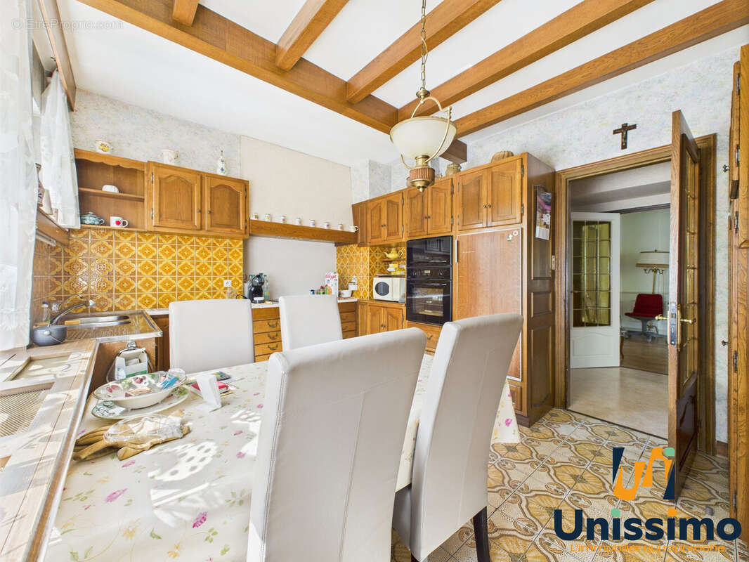 Maison 295 m² à Pont-De-Roide  - photo 9