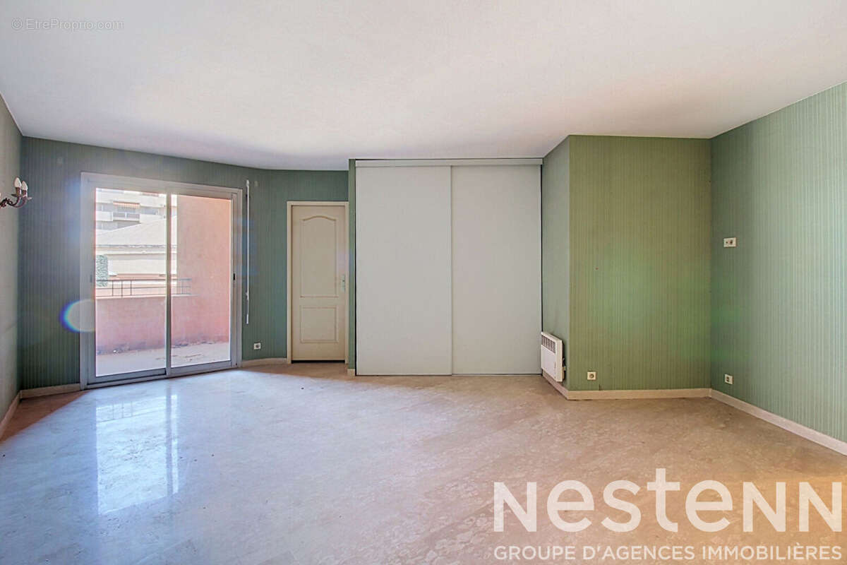 A VENDRE DRAGUIGNAN Appartement 2 chambres 127 m² avec garage et ascenseur - photo 7