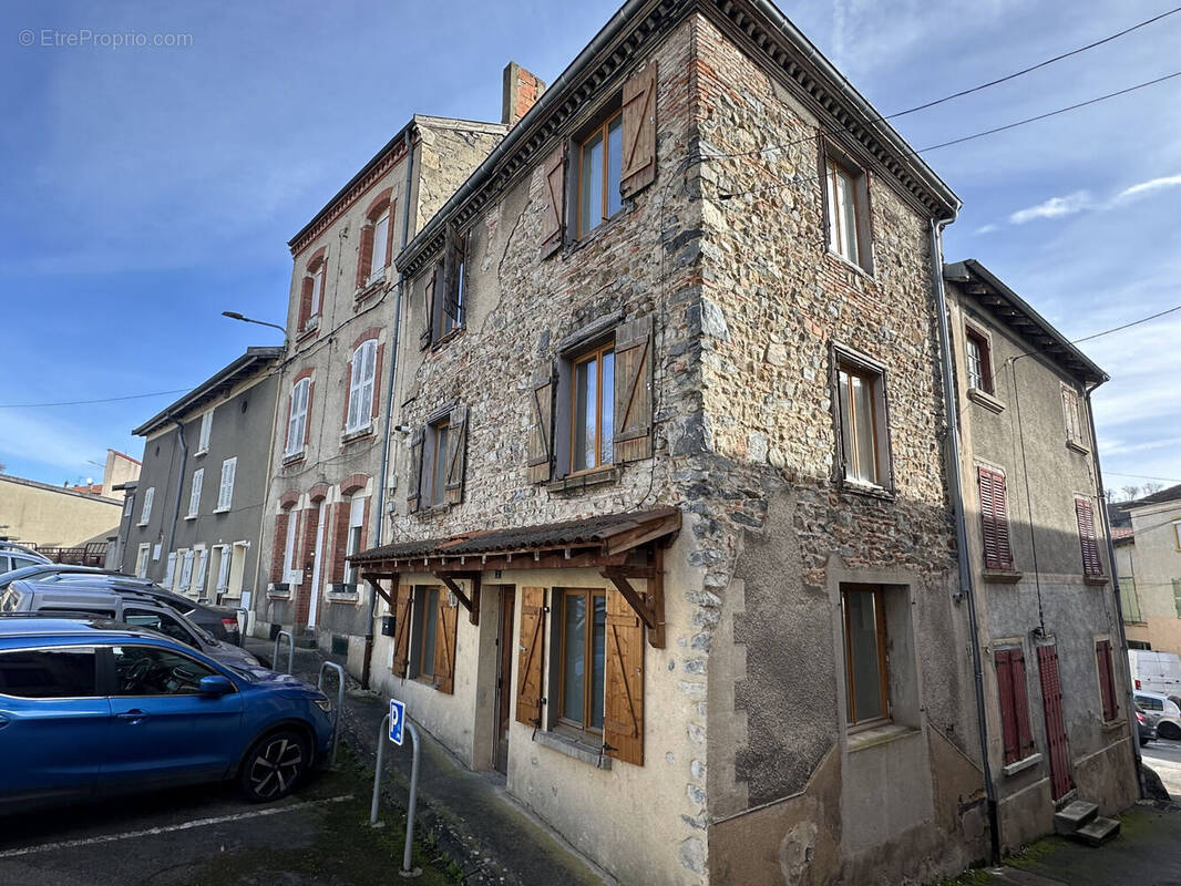 Photo 1 - Maison à SAINT-SYMPHORIEN-DE-LAY