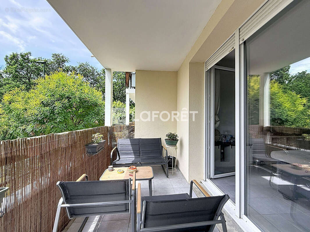 Appartement à BRUGUIERES