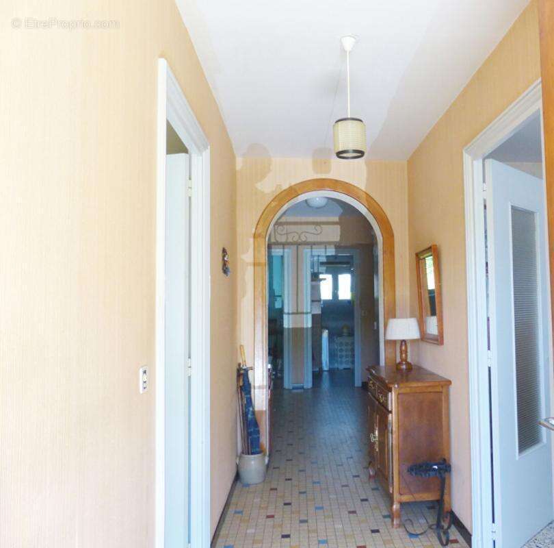 Maison de caractère à Saint-Hostien - photo 6