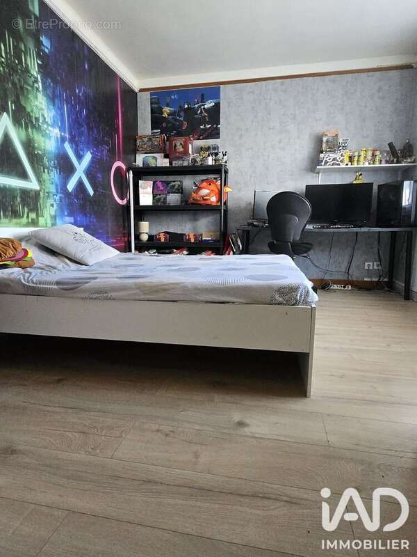 Photo 6