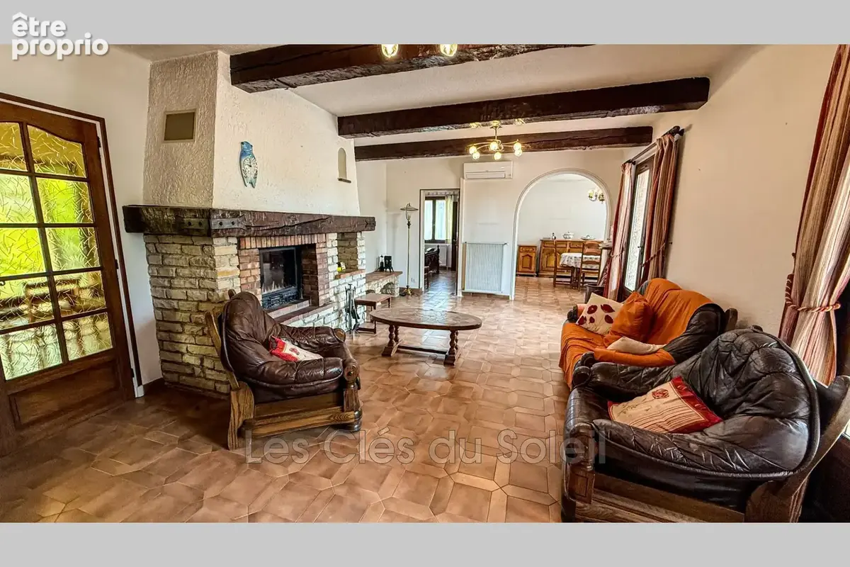 Maison 6 pièces 124 m² à vendre à Le Luc (83340) - photo 6