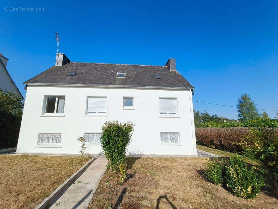 29520 Châteauneuf du Faou 4 chambres 139 m2 sous sol - photo 2