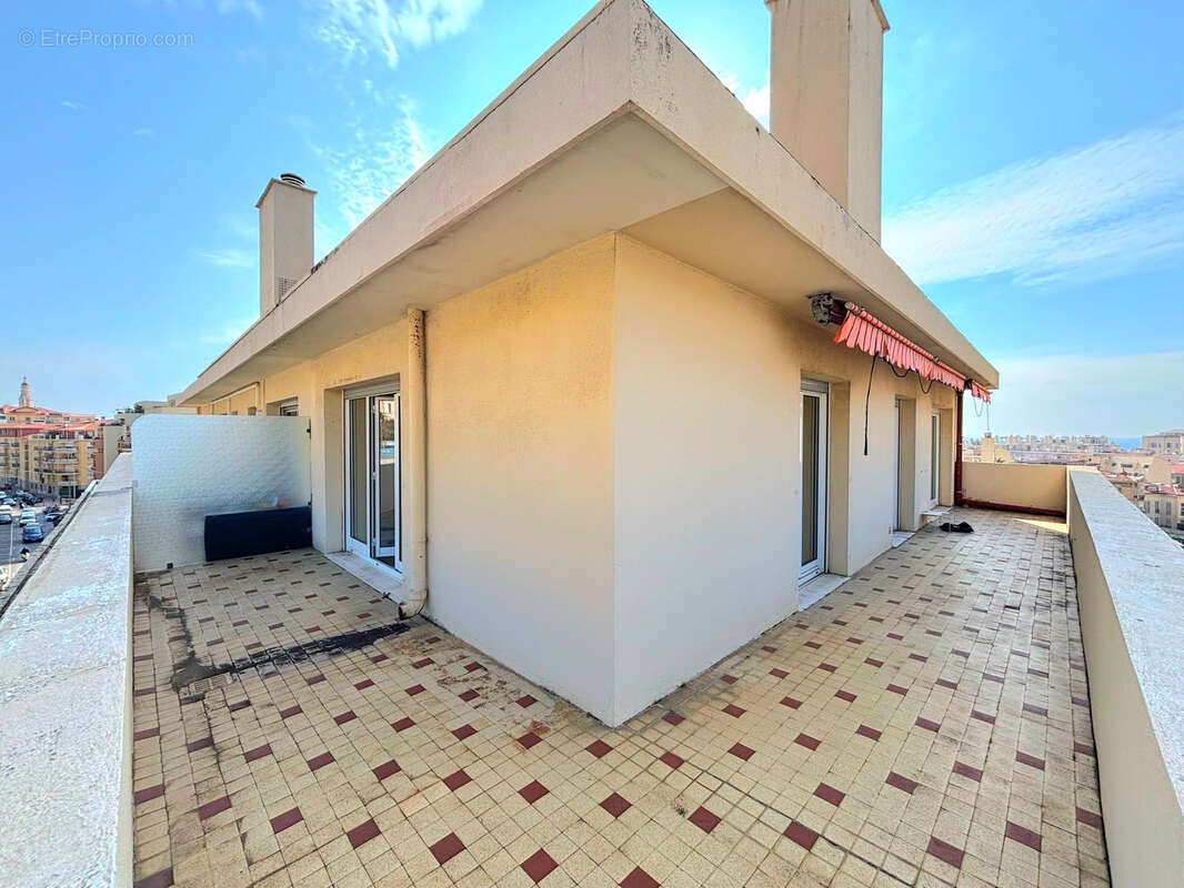 Appartement à MENTON