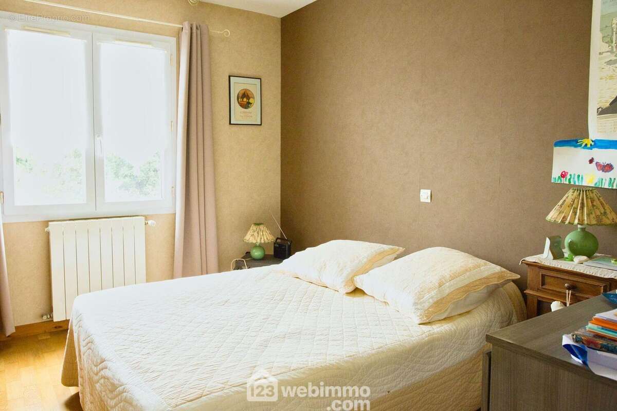 Maison à NIEUL-SUR-MER