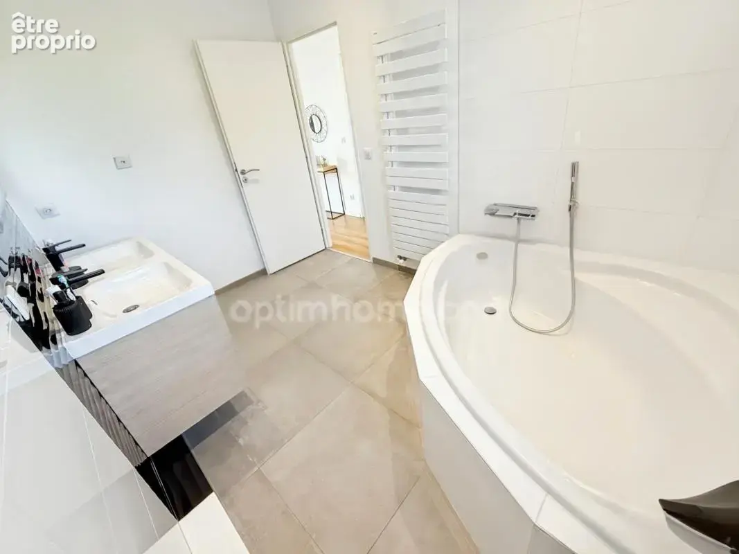 Domont (95) a 25 minutes de paris - maison familiale avec piscine 4 chambres • 160 m²     735 000 € - photo 12