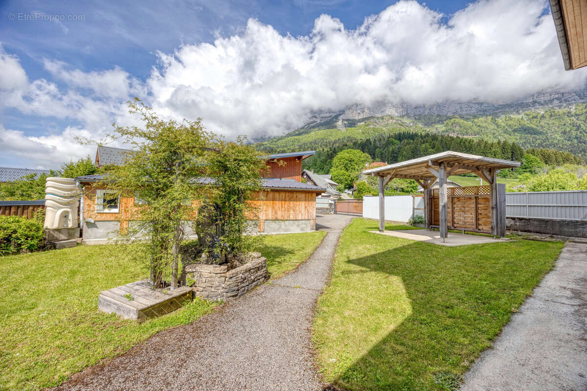 Maison à SAINT-HILAIRE