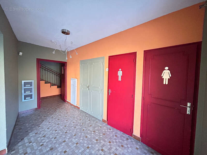 Commerce à PIERRELATTE