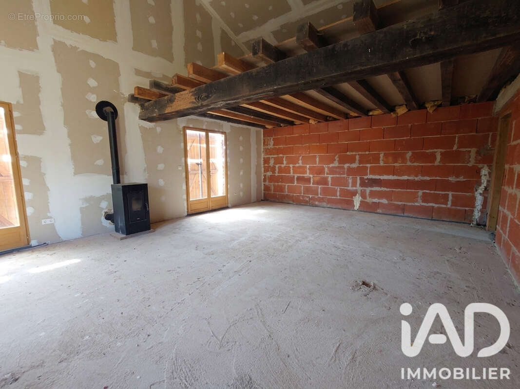 Photo 2 - Maison à AZAT-LE-RIS