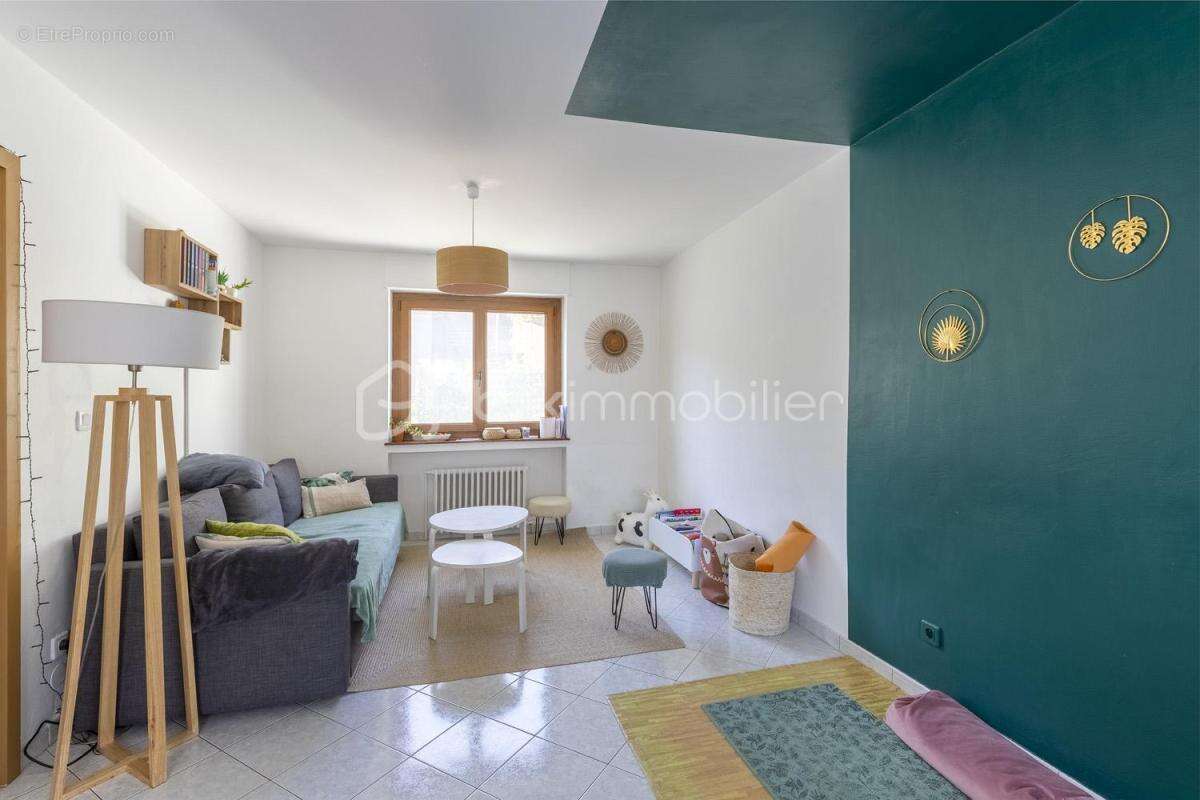 Maison à ARS-SUR-MOSELLE