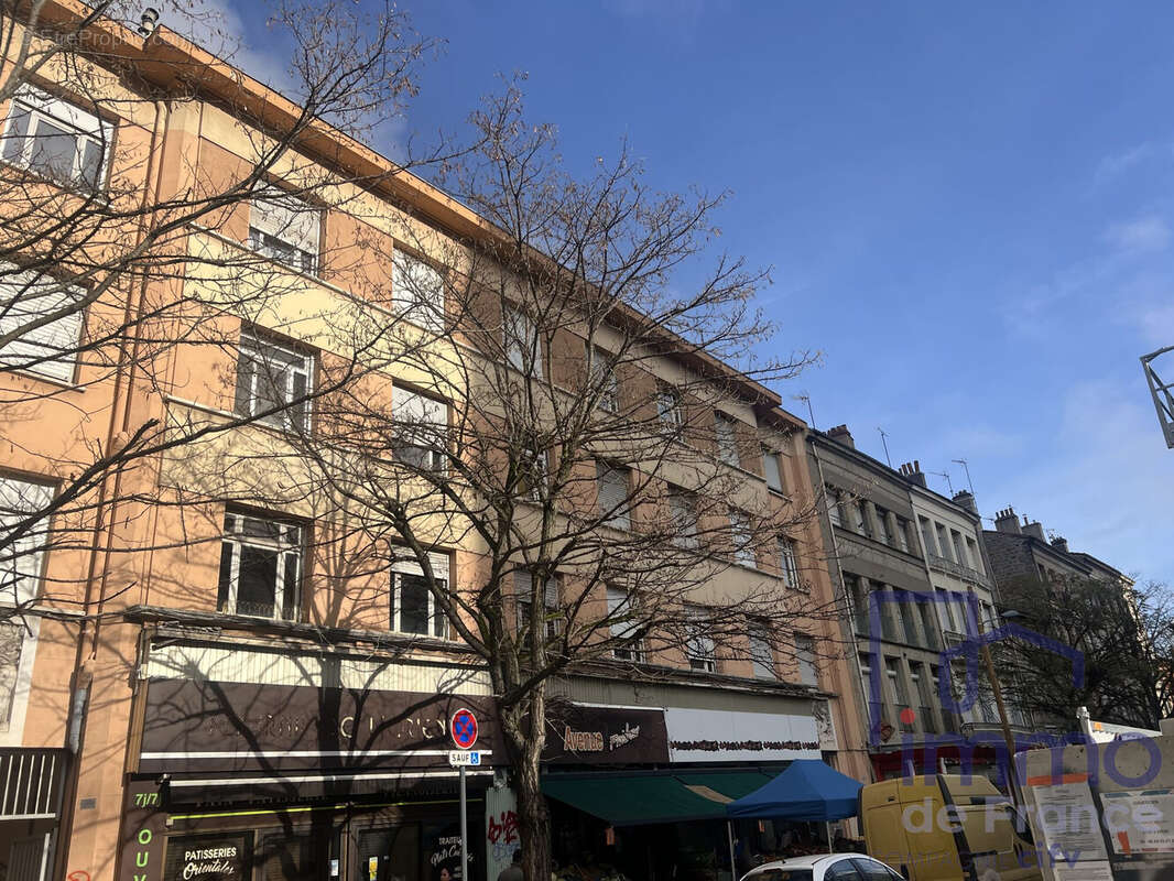 Appartement à SAINT-ETIENNE