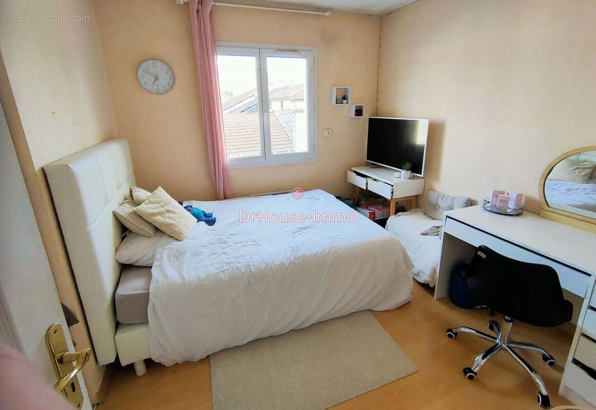 Appartement à SAINT-VERAND