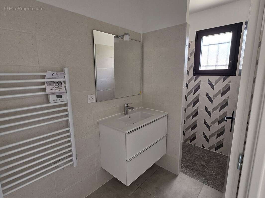 Villa neuve, toit plat RUOMS - photo 5