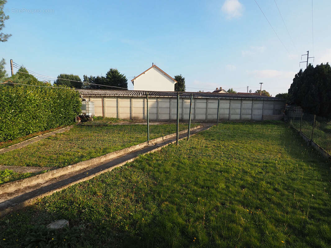 Appartement à VINCEY