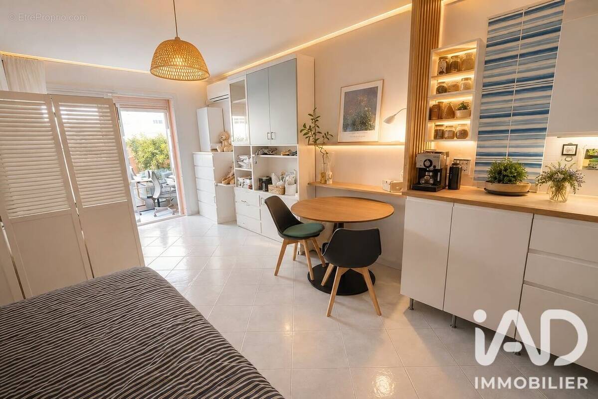 Photo 1 - Appartement à ROQUEBRUNE-CAP-MARTIN