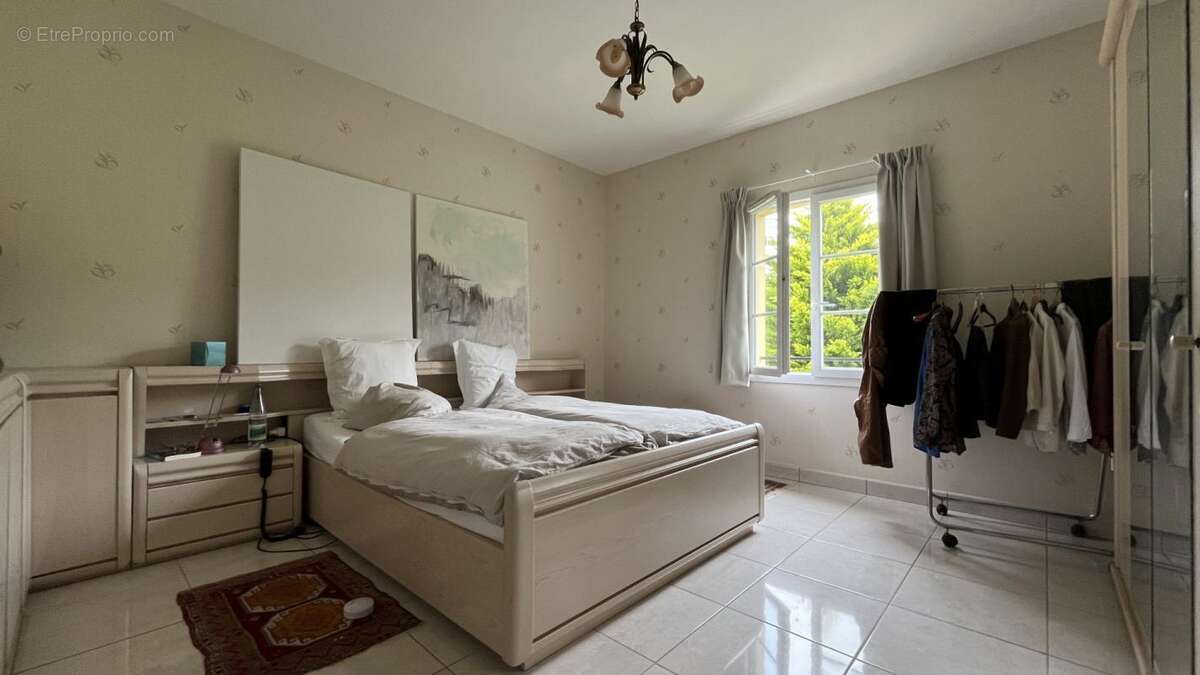 Maison à SAINT-HILAIRE-EN-MORVAN