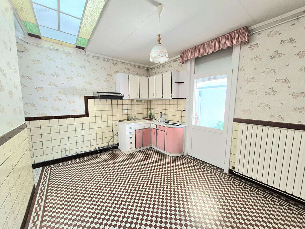 Maison à VIEUX-CONDE